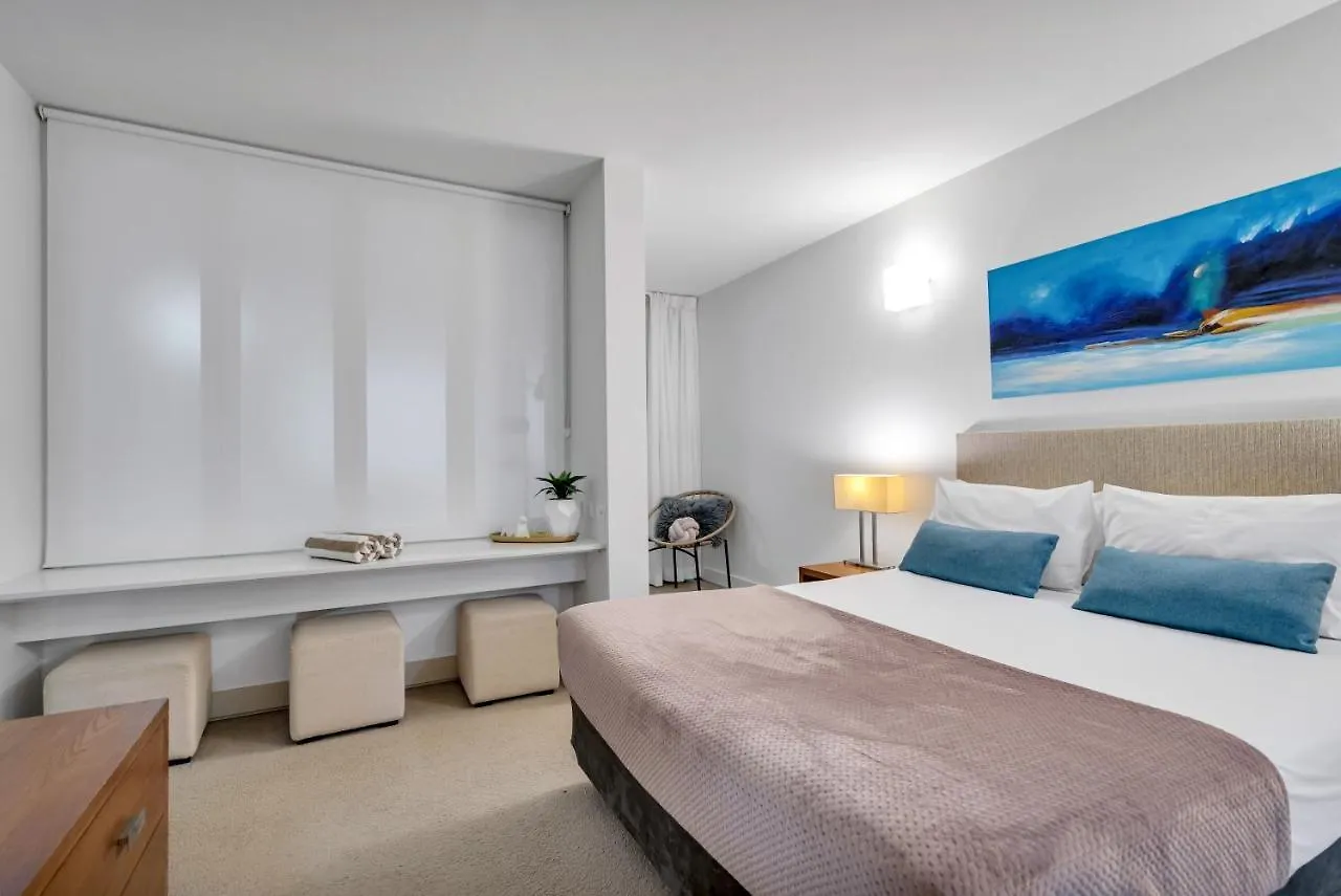 Elysium Private Apartments At The Drift Resort 팜코브