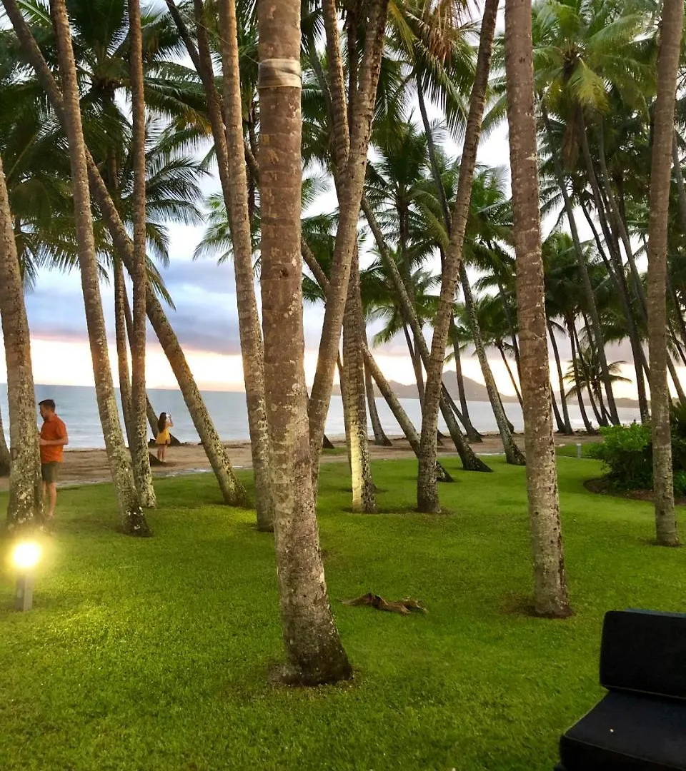 Elysium Private Apartments At The Drift Resort パーム・コーブ 0*,